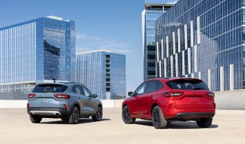 2023 Ford Escape Plug-In Hybrid and ST-Line Elite